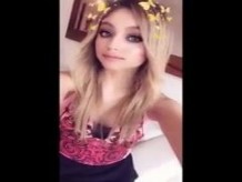 Karol Sevilla caliente