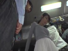 La linda japonesa del bus