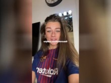 FAN DEL FC BARCELONA MOSTRANDO EL COÑO EN TIKTOK