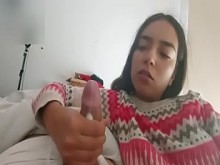 Me encanta hacer que el pene de mi prima explote en semen - Lo hago dos veces