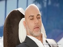 Ginebra Bellucci, terapeuta sexual dedicado