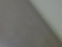 Gimiendo le digo que soy su puta