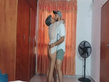 Follando con mi hijastro, soy una mala madrastra de milf, me gusta montar cornudos - porno en español.