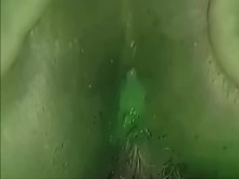 Claudia necesita la rudeza de un macho y sentirse puta. Se deja coger toda, ofrece su enorme culo y termina mostrando la leche en el orto hermosa puta!