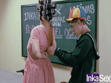 Kikin y Doña Rosinda cometen el pecado más oscuro en la escuelita del Chibolo  18