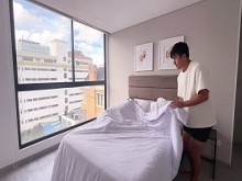 Pijamada con la mejor amiga de mi esposa me la follo primero, luego me arriesgo a follarme a mi esposa al lado de ella