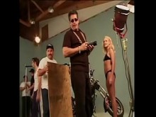 Actrices y actores comparten contigo momentos interesantes en el set de la película porno "University CoEds 31"