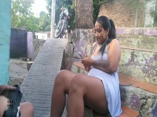 me encanta que me coman la vagina en publico