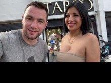 El viaje al Sex Shop con la sexy mexicana de grandes tetas, María Rojas, termina en una follada a pelo