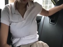 Colegiala española falta a la escuela y le chupa la polla a su amigo padrastro