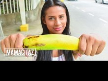 Carne Del Mercado - La pequeña adolescente latina Indira Uma obtiene su dulce coño destrozado por un semental